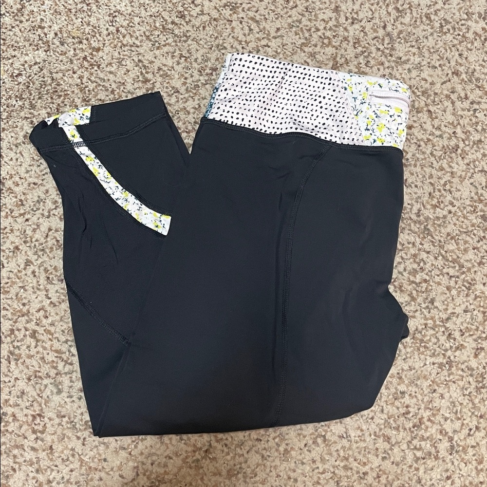 Lululemon capri length leggings - Picture 2 of 9